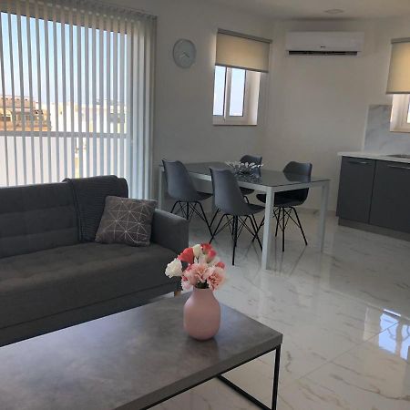 Bugibba Sunrise View Modern Apartment Сейнт Полс Бей Екстериор снимка