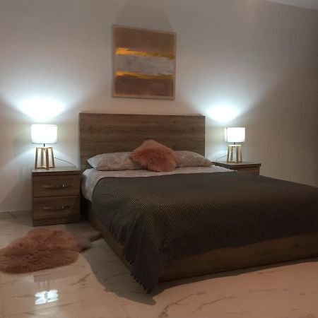 Bugibba Sunrise View Modern Apartment Сейнт Полс Бей Екстериор снимка