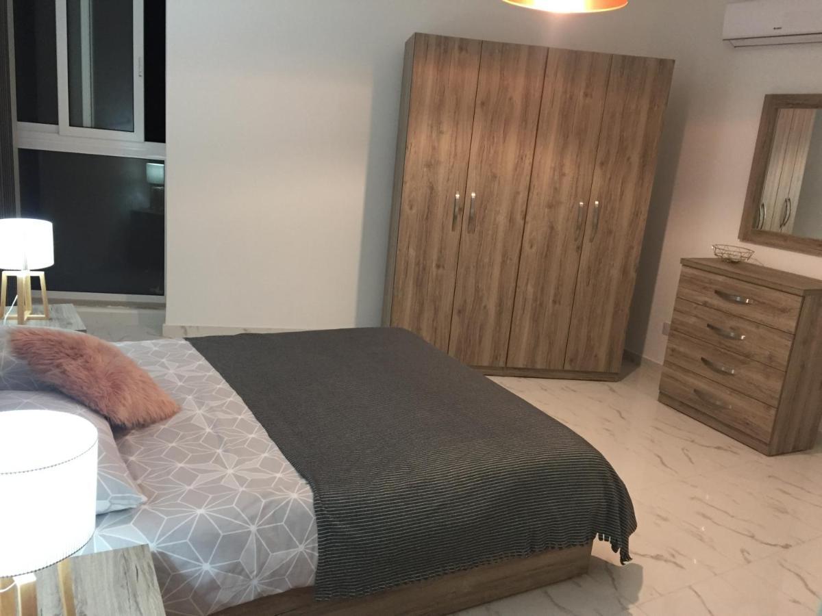 Bugibba Sunrise View Modern Apartment Сейнт Полс Бей Екстериор снимка