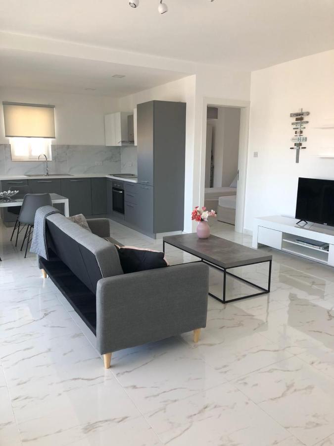 Bugibba Sunrise View Modern Apartment Сейнт Полс Бей Екстериор снимка